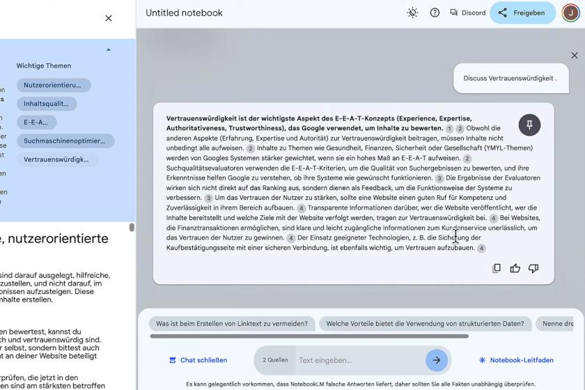 Screenshot von Googles KI-Tool NotebookLM, das zu Dokumenten FAQs erstellt.